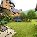 Barvinok Karpat * Yaremche